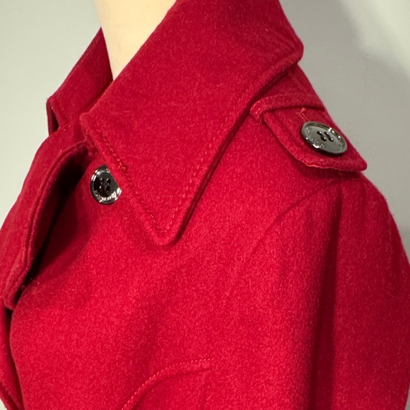 SOLD
Kenneth Cole red wool blend trench Coat Size 10 silver accents - Picture 6 of 12